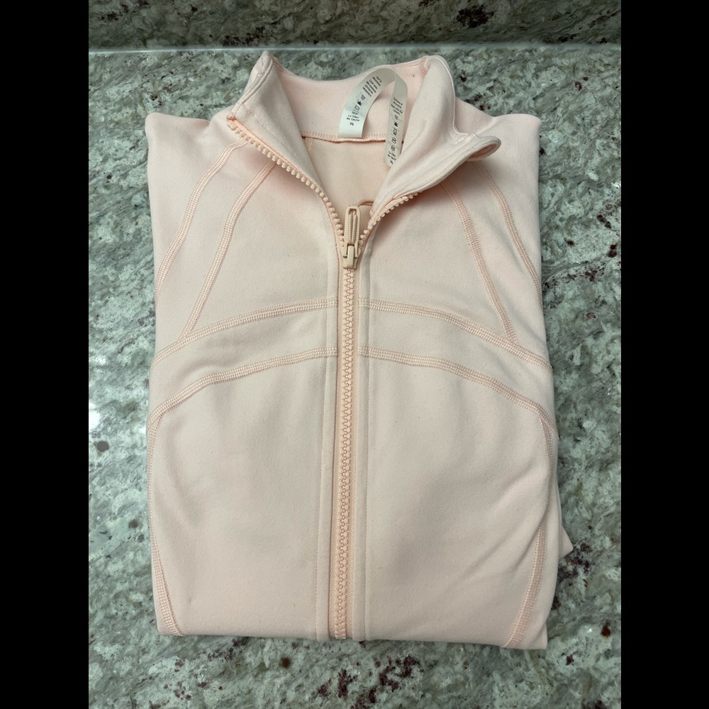 Baby pink lululemon define jacket sz 6